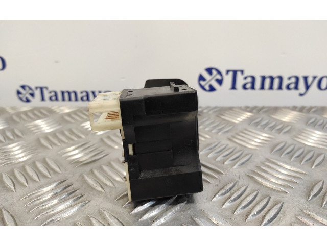 Ручка стеклоочистителей    Renault Clio II