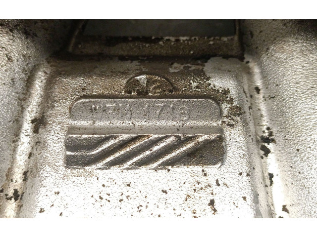 Всасывающий коллектор Austin Montego 1984 - 1994 года