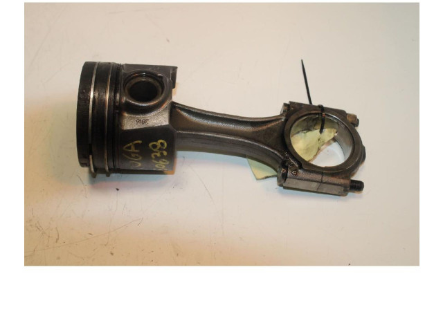 Píst    Ford Kuga II    XRMA 