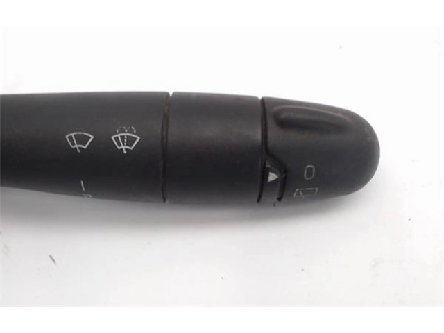 Pojistková skříňka Ручка стеклоочистителей 8200299870, 34570801AM Renault Kangoo I 2003