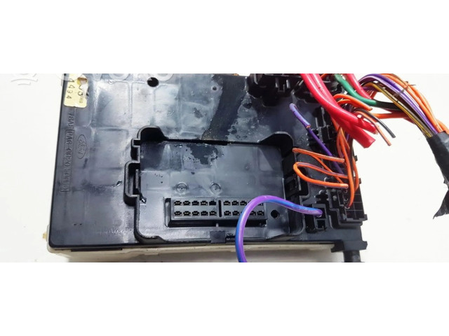 Pojistková skříňka 4494 Ford Mondeo MK 1994