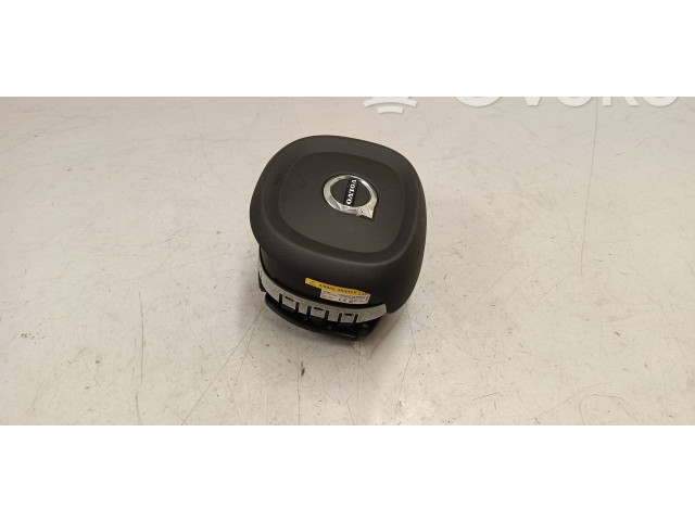 Подушка безопасности водителя 39825814, P39825814 Volvo XC90