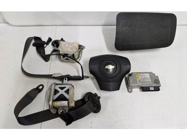 Подушка безопасности водителя 25871615 Chevrolet HHR