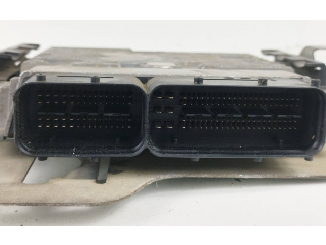 Řídící jednotka 03L906023PA, 03L907425C Volkswagen Caddy 2011