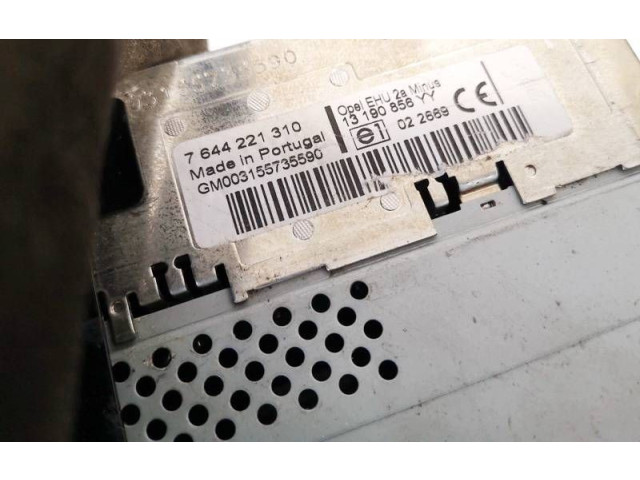 Pojistková skříňka Радио/ проигрыватель / навигация 7644221310, 13190858yy Opel Zafira B 2006