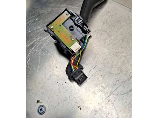 Ручка поворотов/ фонарей 1k0953513a Skoda Octavia Mk2 (1Z)