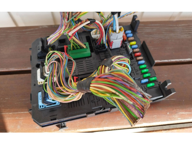 Pojistková skříňka 9664058780 Peugeot 308 SW 2010