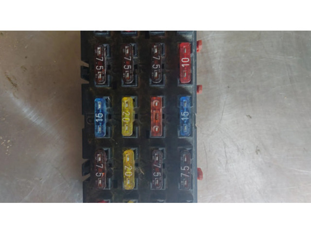 Pojistková skříňka 1405451101, 08554322 Mercede-Benz S W140 1993