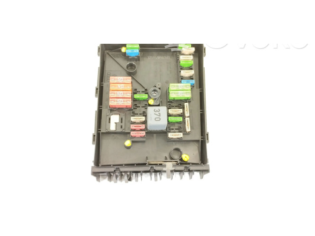 Pojistková skříňka Řídící jednotka BSM 1K0937125A   Seat Altea 2007