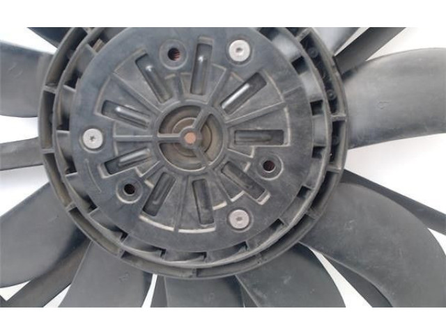 Вентилятор радиатора     LR045248    Land Rover Discovery 5 