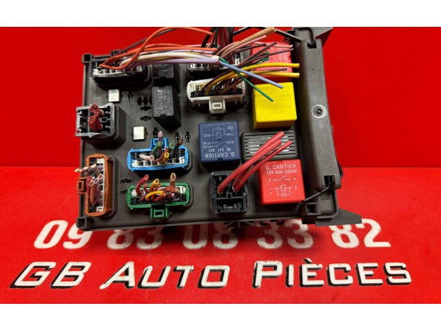 Pojistková skříňka 8200148810A, 8200004201E Renault Vel Satis 2004