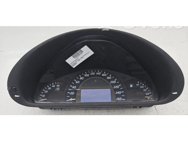 Přístrojová deska Mercedes-Benz C W203 2008 A2035403047