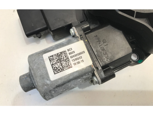 Zpětné zrcátko Hyundai i20 (BC3 BI3) 2022 82460Q0010, 82402Q0020