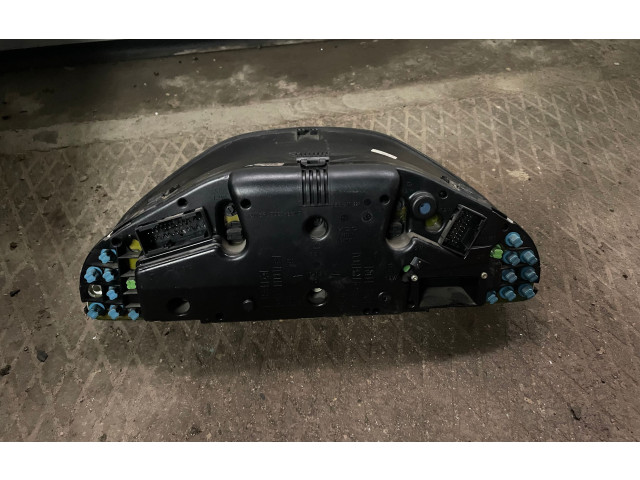 Přístrojová deska  Mercedes-Benz C W202 1997 87001311, 110008558  