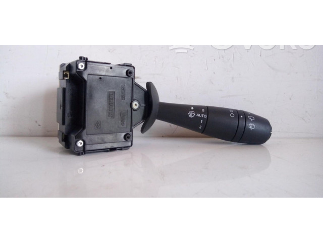 Переключатель дворников 255676085R Renault Clio I