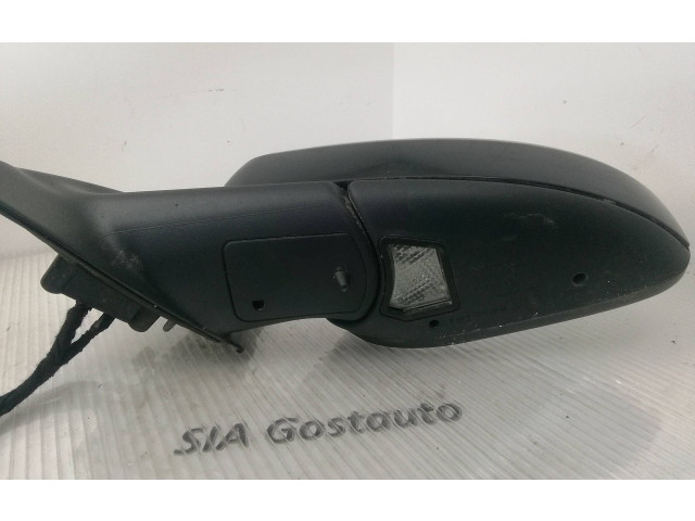 Зеркало электрическое Volvo V70 2000 - 2004 года