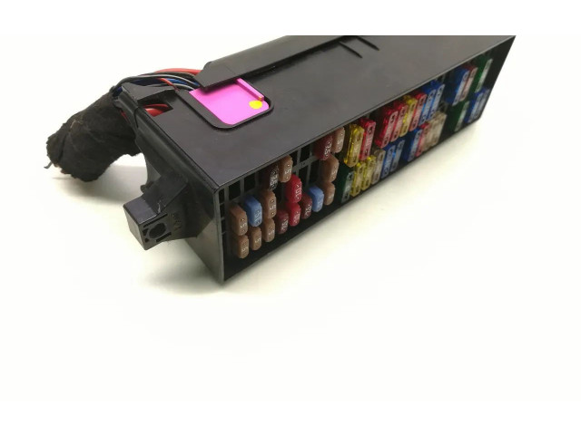 Блок предохранителей 5J0937615C Skoda Fabia Mk2 (5J)