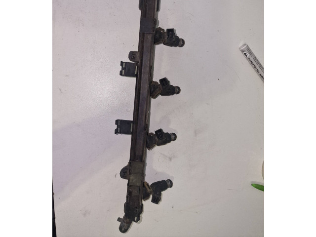 Топливная рампа 030133319l   Volkswagen Polo III 6N 6N2 6NF  