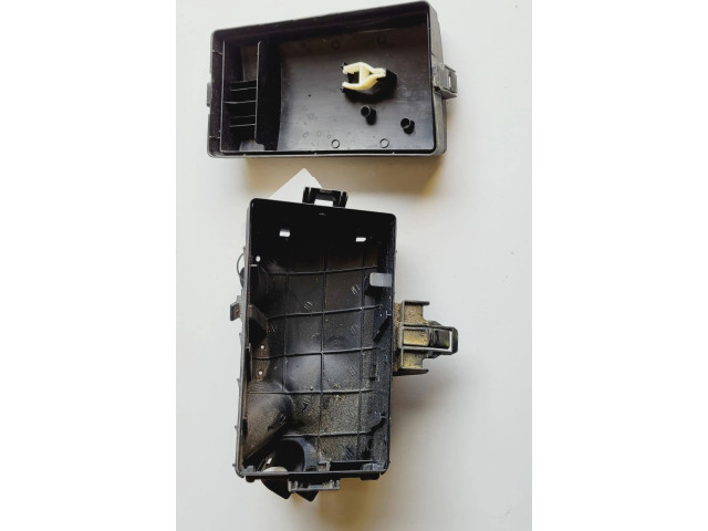 Блок предохранителей 5Q0907361A, 63512388 Volkswagen Golf VII