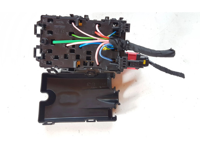 Блок предохранителей 9675730380, 44428001   Peugeot 2008 II    