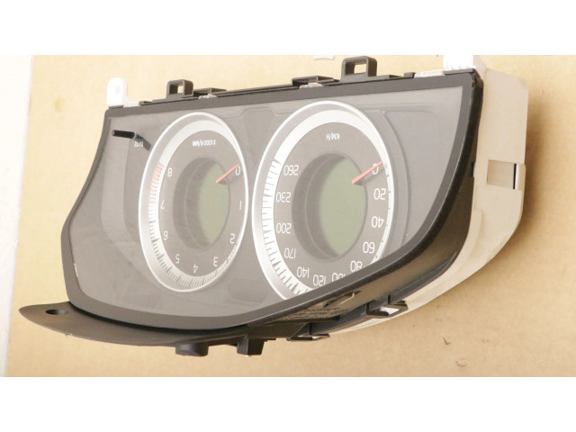 Панель приборов 31343324AA, 31343324AA   Volvo V70       