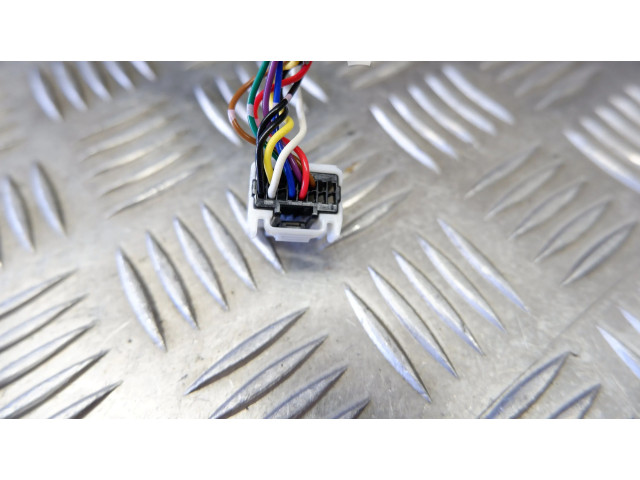 Зеркало электрическое Mitsubishi Outlander 2013 - 2021 года