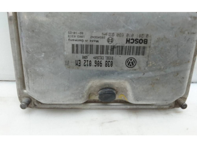 Блок управления двигателя 038906012 Skoda Fabia Mk2 (5J)