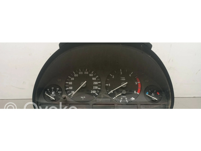 Přístrojová deska BMW 5 E39 1997 62116914928, 110008735144