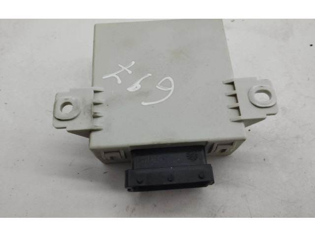 Блок управления 090507F3017b Toyota Corolla Verso AR10