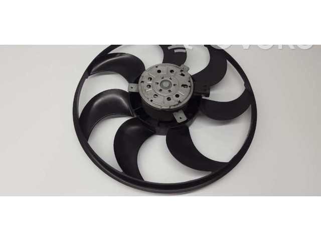 Вентилятор радиатора 214814342R, 3136613347 Dacia Sandero