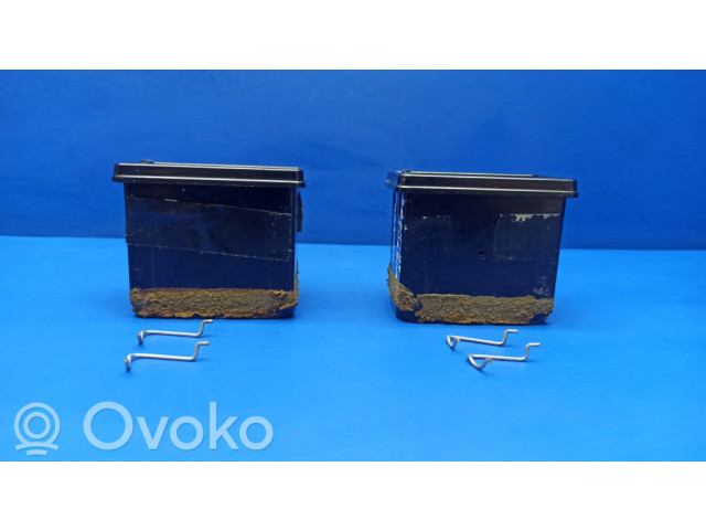 Задняя воздушная решётка