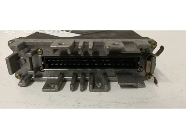 Блок управления двигателя 037906022EE, DIGIFANT   Audi 80 90 S2 B4