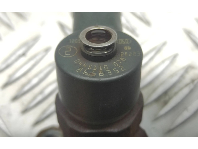 Форсунка 0445110078, 8658352 Volvo V70