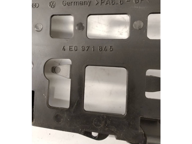   Pojistková skříňka 4E0971845   Audi A8 S8 D3 4E 2006