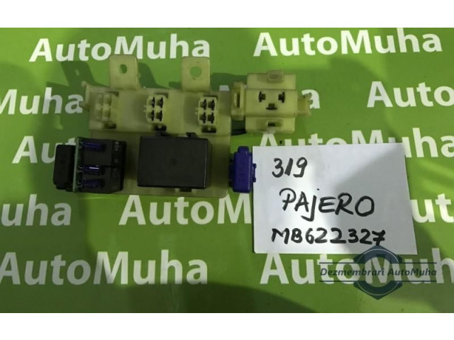 Pojistková skříňka MB622327 Mitsubishi Pajero 2001