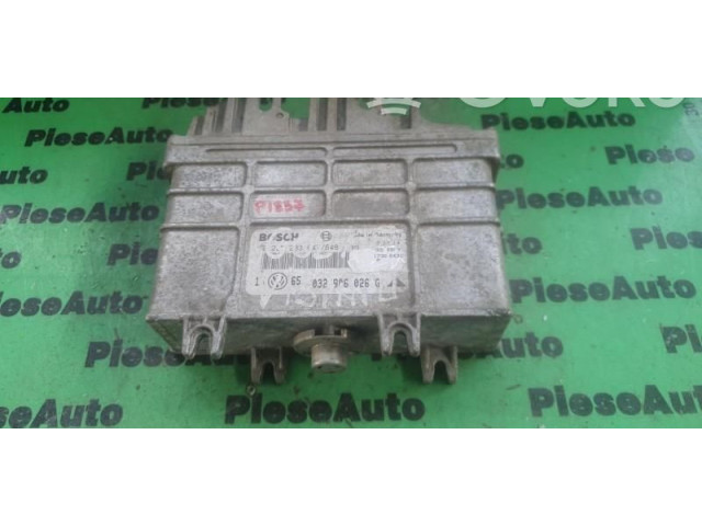 Блок управления двигателем Блок управления 0261203647, 032906026G   Volkswagen Golf III