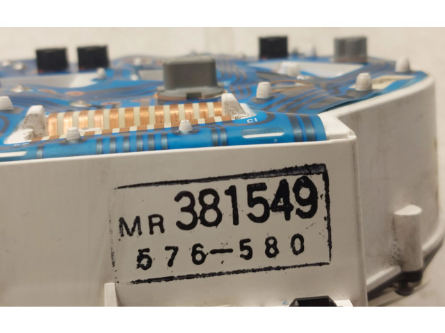 Панель приборов MR381549, 576580 Mitsubishi Space Wagon