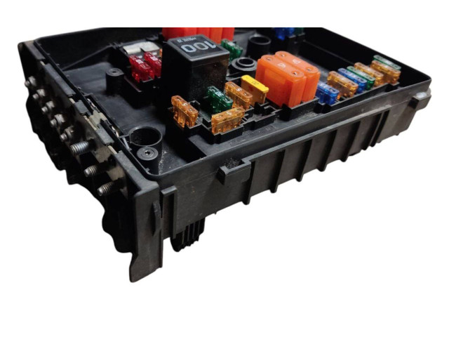   Pojistková skříňka 1K0937125A, 1K0937804G   Volkswagen Caddy 2013