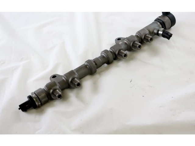 Топливная рампа 55215210 Fiat Grande Punto