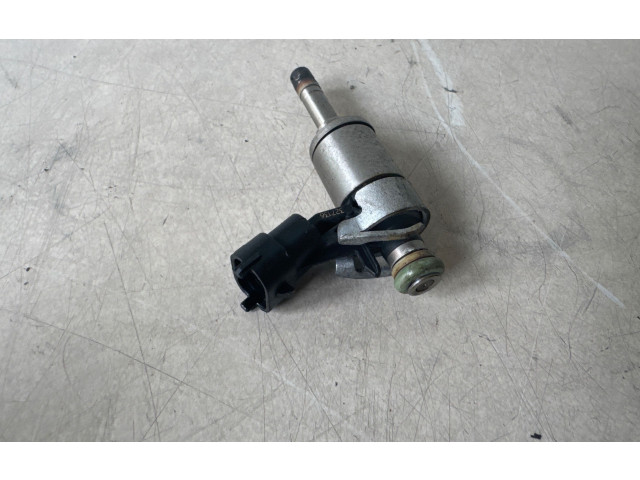 Форсунка 327136, 0261500428    Maserati Ghibli   