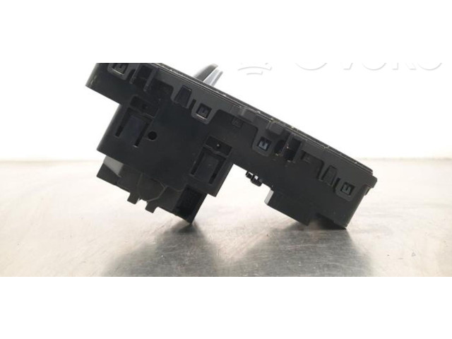 Vstřikovač 8Y0713059D Audi A3 8Y