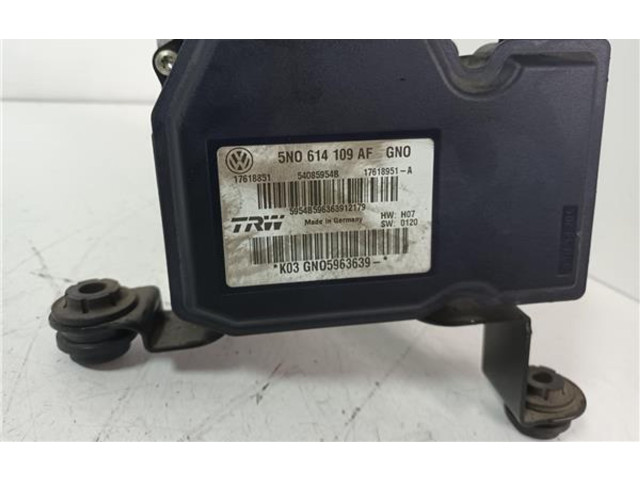 Блок АБС 390241509 Audi A4 S4 B6 8E 8H 2001 - 2005 года