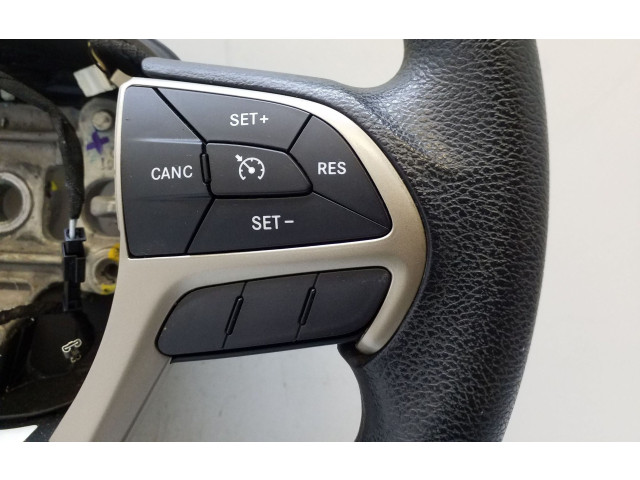 Руль Jeep Cherokee  2013 - 2020 года P1UU311S5AG, 1UU311S5AG      