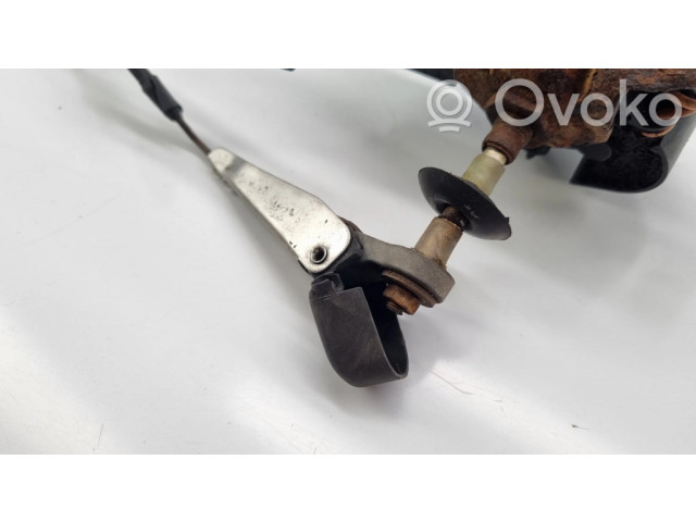 Моторчик стеклоочистителя 1268200342 Mercedes-Benz S W126