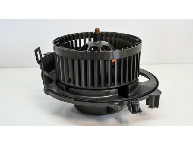 Вентилятор печки 5Q2819021A Volkswagen Golf VII