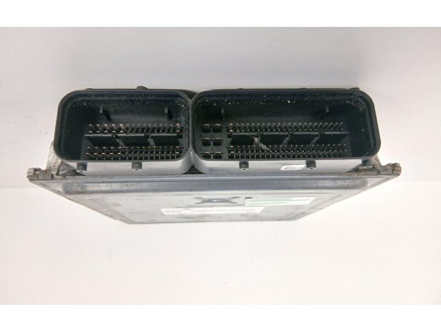 Блок управления двигателя 03L906023LP, 03L906023JH Skoda Octavia Mk3 (5E)