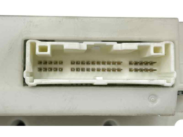 Zpětné zrcátko Nissan Qashqai+2 2007 27500BR45C