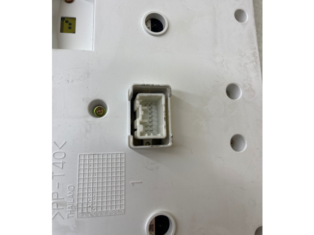 Панель приборов 30682272, 8602882 Volvo S60