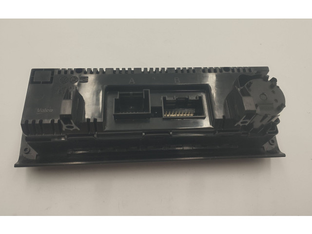Блок управления климат-контролем 6V0907044A, SK261510211A   Skoda Fabia Mk3 (NJ)