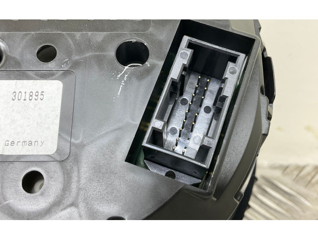 Панель приборов 5E0920971D Skoda Octavia Mk3 (5E)